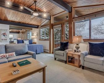 Laurelwood Condominiums 112 - Snowmass Village - Living room
