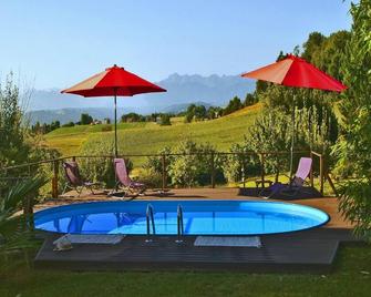 Holiday house Sarraguzan for 1 - 6 persons with 3 bedrooms - Holiday house - Sarraguzan - Piscina