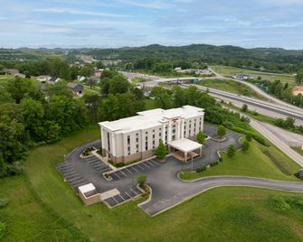 Hampton Inn Fairmont - Fairmont - Gebouw