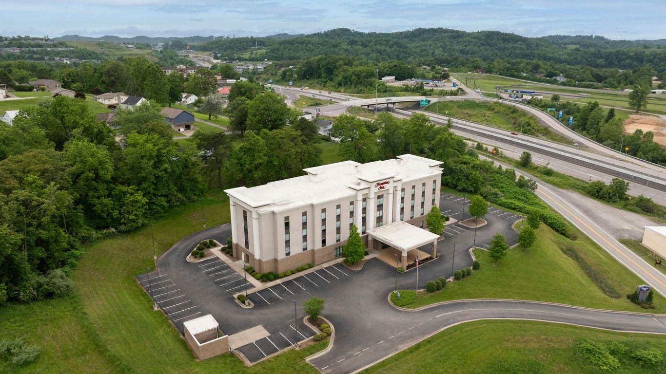 Hampton Inn Fairmont