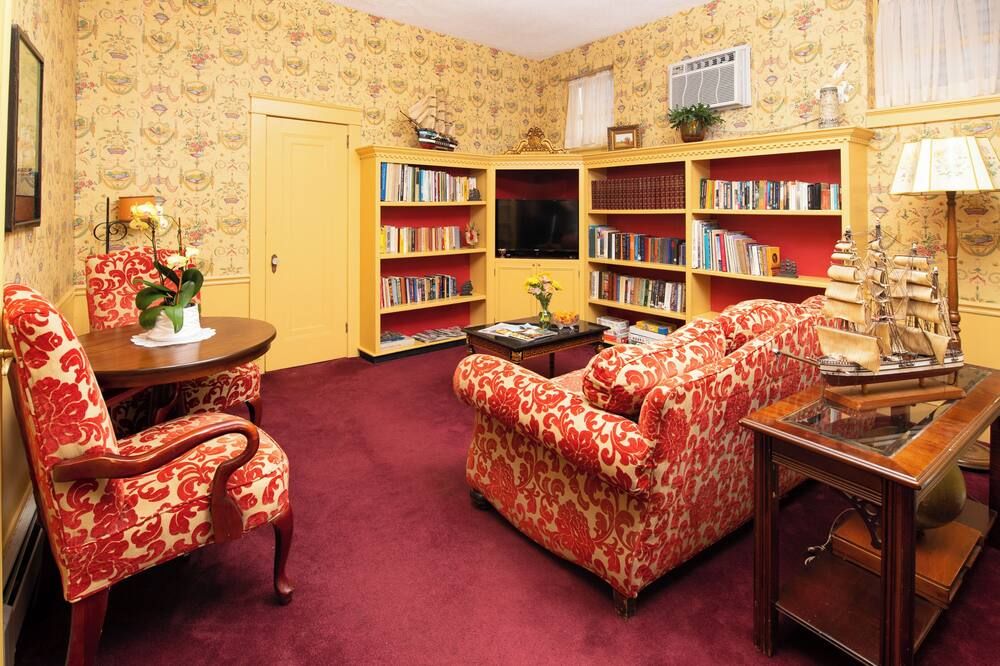 Americas Cup Inn - ניופורט - סלון