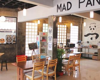 Mad Panda Hostel - Hua Hin - Lobby