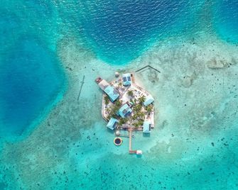 Blue Marlin Cabana at King Lewey Island Resort, Placencia Cayes, Belize - Placencia - Edificio