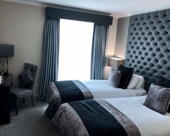 The Continental Hotel, Heathrow - Hounslow - Bedroom