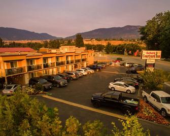 Sahara Courtyard Inn Penticton - פנטיקטון - בניין