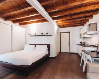 Charming Milan Apartments Brera - Madonnina - Milaan - Slaapkamer