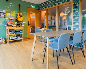 Reykjavík City Hostel - Reikiavik - Lounge