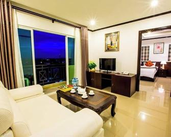 Douangchan Plaza Hotel - Vientiane - Living room
