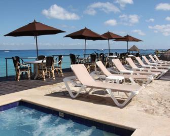 El Cid La Ceiba Beach Hotel - 科蘇梅爾 - 游泳池