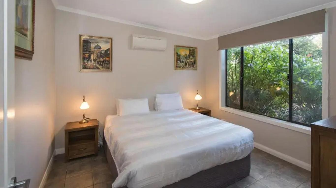 Redgate Forest Retreat