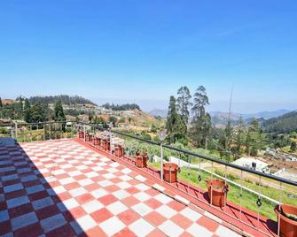 ooty dreams cottage - Ooty - Balkon