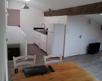 Coquet 2 rooms Bordeaux center - Bordeaux - Salle à manger
