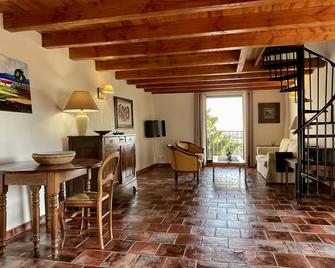 The gite The mulch 100 M2 - The cottage Le Sureau 104 M2 - Alzon - Comedor