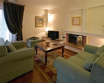 Aeton Melathron Hotel - Tríkala - Salon