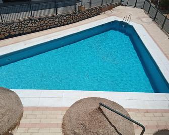 Modern house in a quiet location in La Herradura - pets welcome! - La Herradura - Pool