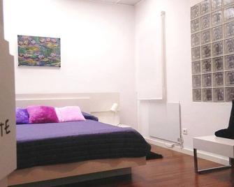 Habitaciones céntricas en Tàrrega - Tàrrega - Habitación
