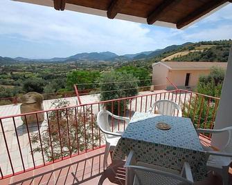 Is Murtas by Interhome - Cardedu - Balkon
