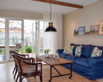 2 Bedroom Lovely Home In Ystad - Ystad - Wohnzimmer