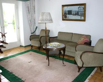 Mörtbauerhof und Haus Frühauf - Seeboden - Sufragerie