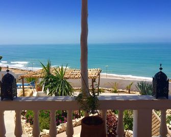 빌라 자뎅 드 로션 - 아우리르 - 발코니