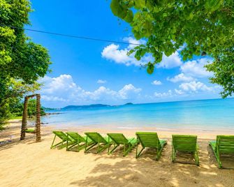 Plankton Bungalow and Camping - Koh Rong - Beach