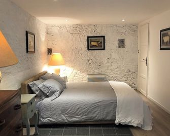 Charming little house near the beach - Gouville-sur-Mer - Chambre