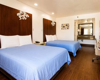 Century Motel Buena Park Disneyland - Buena Park - Habitación