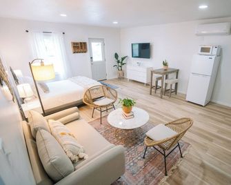 The Guest House at 5th & Carter - Columbia