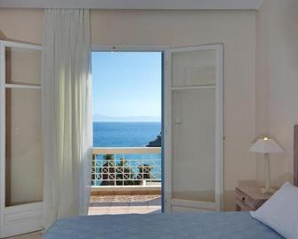 Alonissos Beach Bungalows And Suites Hotel - Chrisi Milia - Balcony
