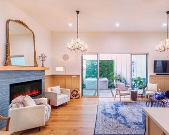 4 Br Luxury Designer Home Hot Tub, Parking Garage Near San Francisco Uc Berkeley - Oakland - Huiskamer