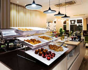 B&B Hotel Vigo - Vigo - Bufet