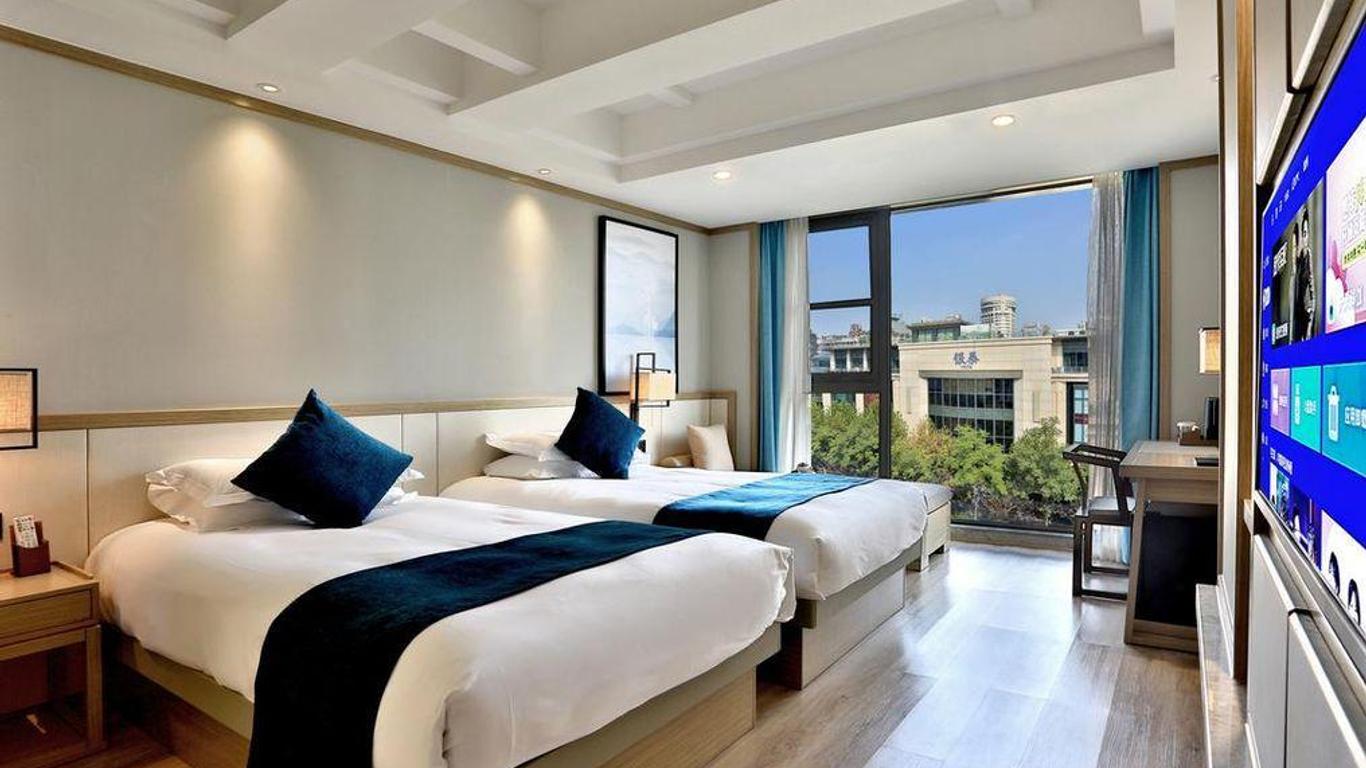 Dongpo Hotel