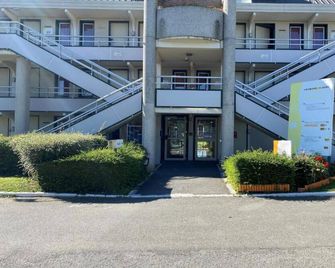 Premiere Classe Cambrai Proville - Proville - Budova