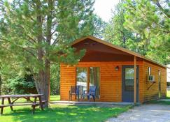 Rush No More RV Resort and Cabins - Campground - Deadwood - Gebäude