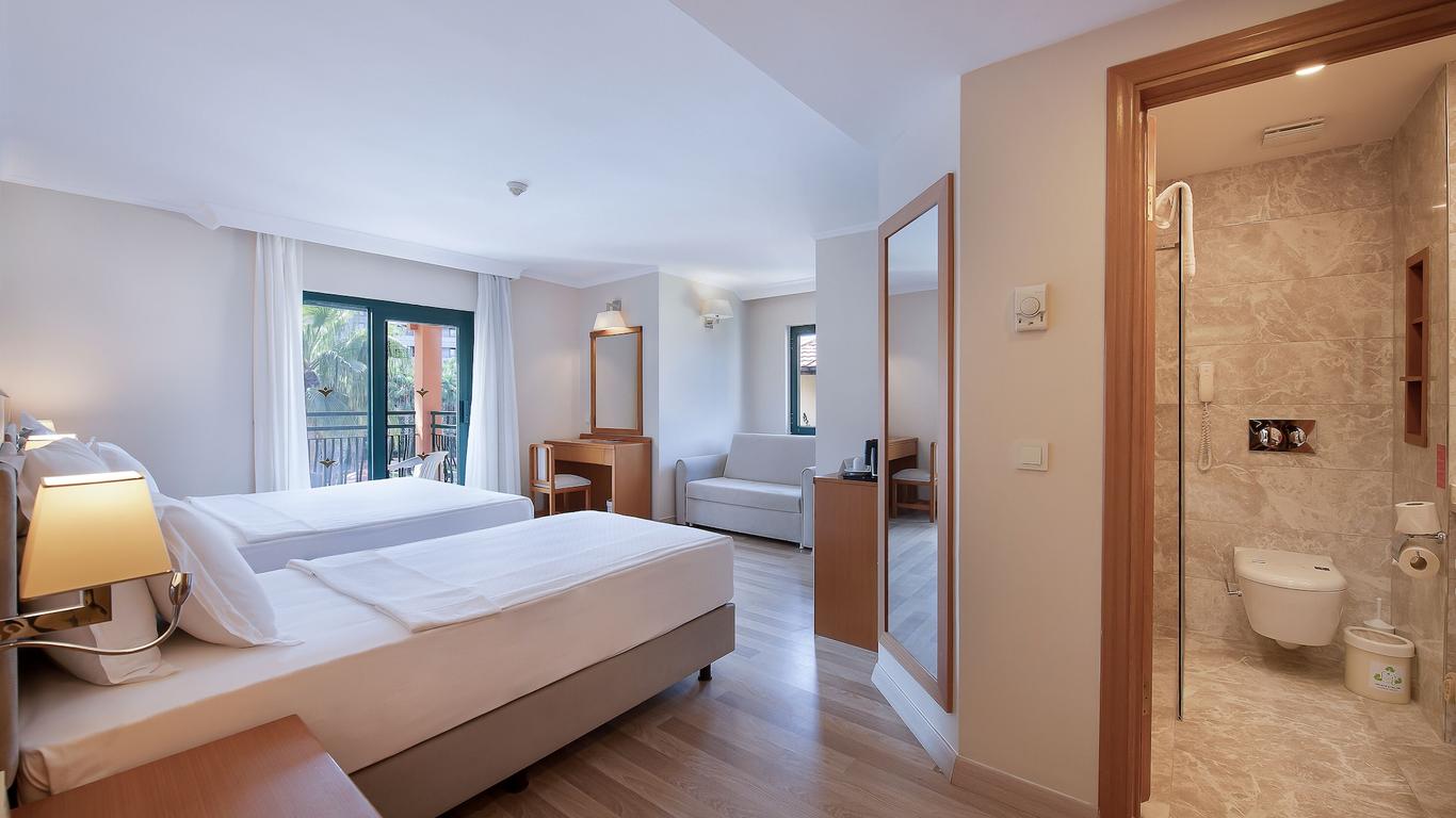 Miramare Queen Hotel
