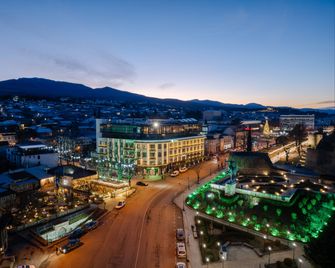 Holiday Inn Telavi By IHG - Telavi - Building