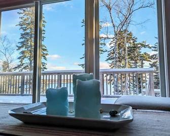 Oceanfront Crackling Cove Cottage New - Prospect Harbor - Balcony