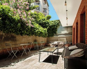 The Tbilisi Pod - T'bilisi - Patio