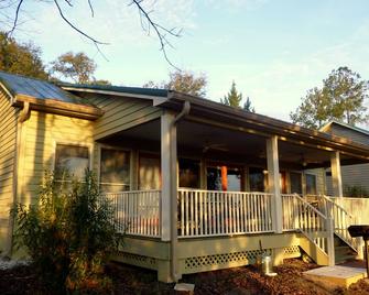 Central to Beaufort, HHI, birding refuges, Parris Island. Pet & family friendly. - Ridgeland - Building