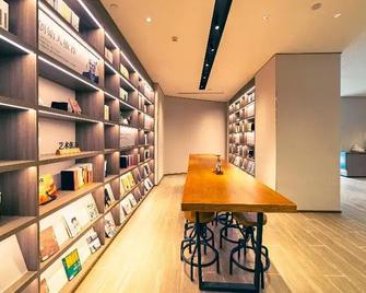 Hanting Hotel Qingdao Shandong Road Central Business District - تشينغداو