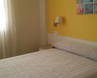 Hostal Restaurante Rancheiro - Meixoeiro - Habitación