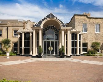 Mercure York Fairfield Manor Hotel - York - Gebäude