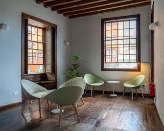 Hostelit - Santa Cruz de La Palma - Wohnzimmer