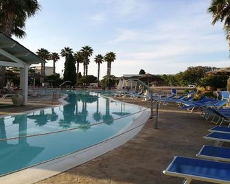 Hotel Baglio Basile - Petrosino - Piscina