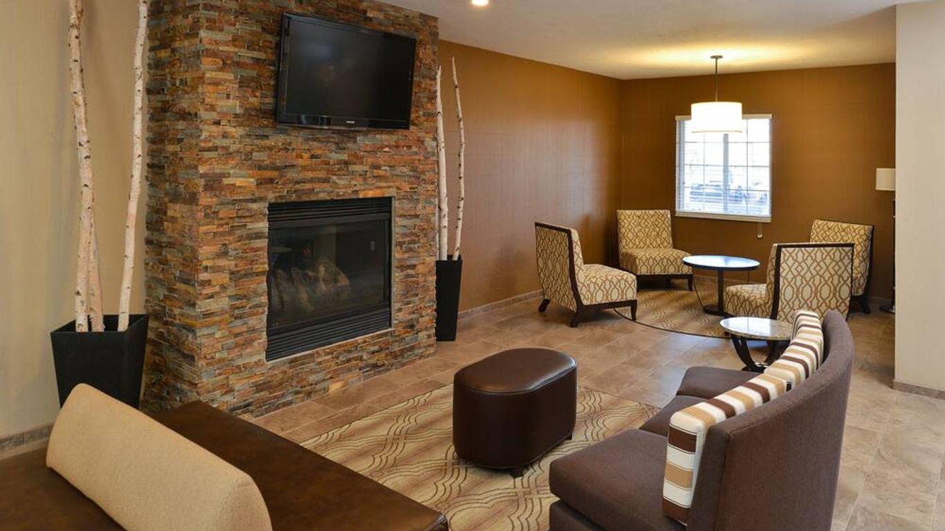 MainStay Suites Fargo - I-94 Medical Center