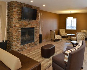 مينستاي سويتس فارجو - آي-94 مديكال سنتر - فارغو - غرفة معيشة