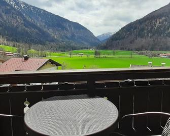 Holiday home in Bayrischzell with sauna - Bayrischzell - Balkon