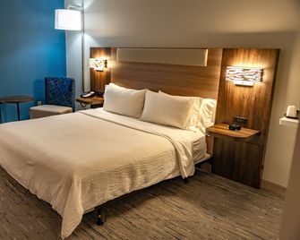 Holiday Inn Express & Suites West Chester By IHG - West Chester - Ložnice