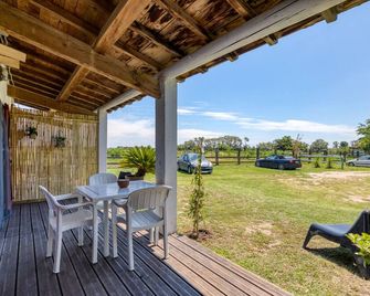 Mas des Cypres - Mazet 7 - Saintes-Maries-de-la-Mer - Balcone