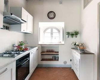 La Senesina, Monteriggioni, Siena. In The Best Countryside Of Tuscany ! - Siena - Kitchen